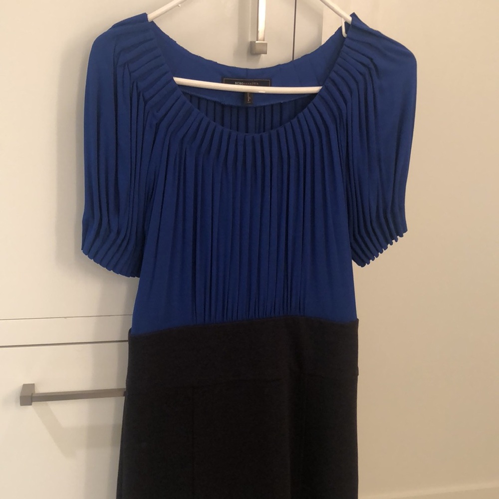 BCBGMaxAzria size 4 dress